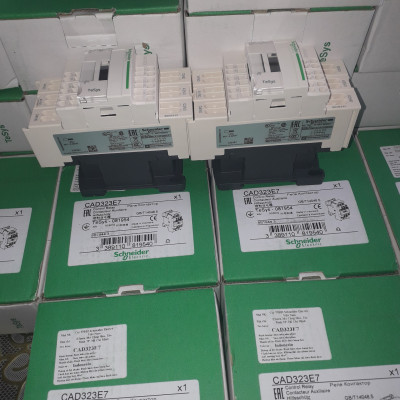 CAD323E7 - Contactor rơ le 3NO - 2NC 10A coil 48VAC CAD32E7 Schneider | Chính hãng |