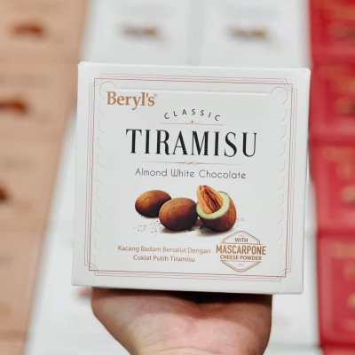 Socola trắng hạnh nhân Beryl