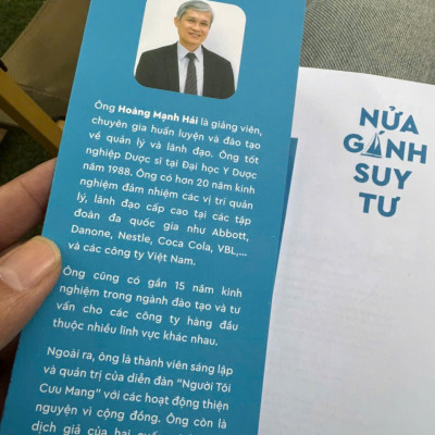 NỬA GÁNH SUY TƯ - Hành trình trở thành một người có giá trị – Hoàng Mạnh Hải - Saigon Books