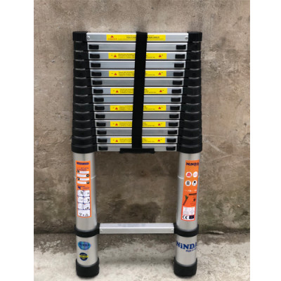 Thang nhôm rút gọn NiNDA ND38 cao 3m8 đen- Hàng chính hãng