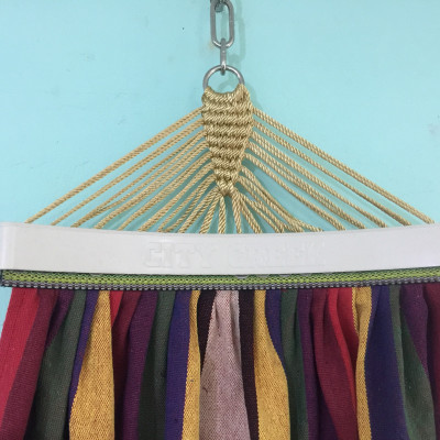 Võng vải bố sọc đỏ (canvas) BAN MAI, gỗ/nhựa 40cm, không kèm khung