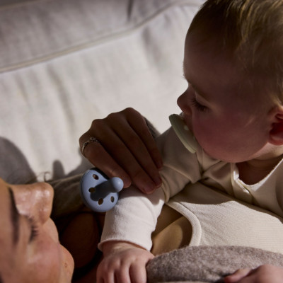 Ty Ngậm Mô Phỏng Ti Mẹ Dành Cho Bé Từ 0 - 6 Tháng, 6 - 18 Tháng (Vỉ Đôi, Tách Lẻ)