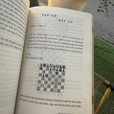 VÁN CỜ BẤT TỬ - 32 Quân Cờ Đã Soi Sáng Hiểu Biết Của Chúng Ta Về Chiến Tranh, Nghệ Thuật, Khoa Học Và Não Bộ Như Thế Nào - David Shenk – Nguyễn Tuấn Linh dịch - Rubik Books – NXB Công Thương