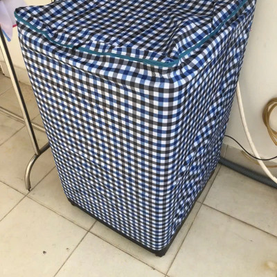 Áo bọc   máy giặt cửa trên  cho máy từ  9 -  10 kg  , vải dù siêu bền ,  thoáng khí  , chống nước  , chống bụi tốt   bảo vệ máy  khỏi mưa nắng khi để ngoài trời  ,giao màu ngẫu nhiên