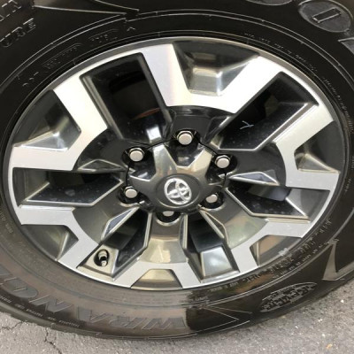 CHAI XỊT DƯỠNG LÀM MỚI VÀ BÓNG LỐP XE CHEMICAL GUYS TIRE KICKER EXTRA GLOSSY TIRE SHINE (16 OZ)