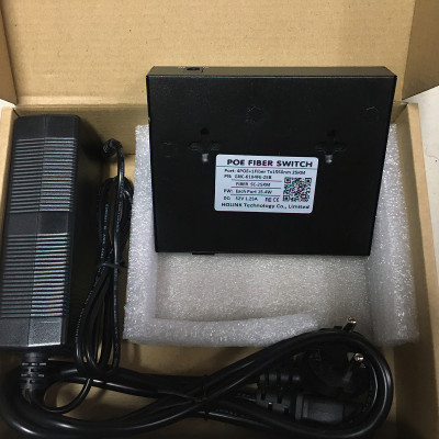 Bộ chuyển đổi quang điện POE 4xJ45 10/100M kèm cổng  SC 1 sợi GNETCOM GNC-6104FE-25B - Hàng Chính hãng