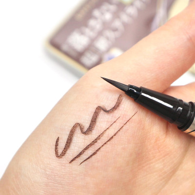 Bút Kẻ Mắt Nước Chống Trôi Không Lem Nét Kẻ Siêu Mãnh Màu Nâu Đen Kissme Heroine Make Eyeline (0.4 mL)