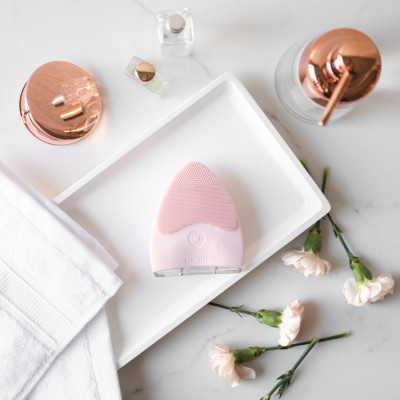 Máy rửa mặt và đẩy dưỡng chất USA Silicone kháng khuẩn , HoMedics FAC-310 nhập khẩu  USA