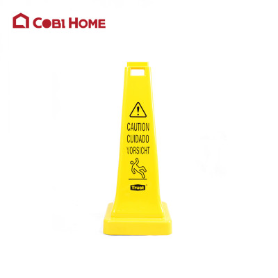 Biển báo bằng nhựa Caution Wet Floor HORECA TRUST mã 7313YE