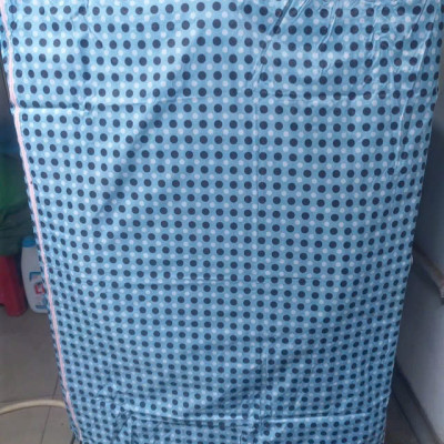 Áo che máy giặt cửa trên , vải dù  chống thấm siêu bền ,  chống bụi  , che mưa nắng cực tốt cho máy từ  6 -  15 kg , giao màu ngẫu nhiên