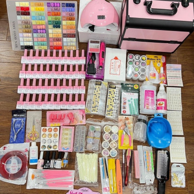 Combo Dụng Cụ Làm Móng Đầy Đủ Số 4, Bộ Phụ Kiện Làm Nail Chuyên Nghiệp Sơn Very Good Nail 44 Màu, Máy Hơ Sun 5, Cốp Nhôm Nữ