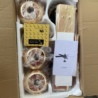 Quạt trần động cơ ĐC tiết kiệm điện,cánh thép sơn tĩnh điện, rât sang trọng và êm, có điều khiển từ xa và hẹn giờ