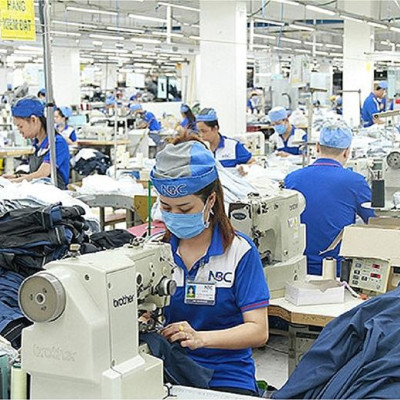 Bộ đèn LED nổi trần Rạng Đông công suất 60w M66 120/60w Model: M66 120/60w