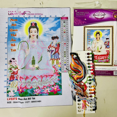 Tranh thêu chữ thập Phật quan âm LV3372, kích thước 32 x 43 cm