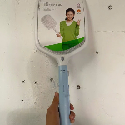 Vợt diệt muỗi cao cấp , tay cầm chống trượt , chống giật , 3 lớp lưới , hiệu suất cao , tiết kiệm điện , an toàn và tiện lợi