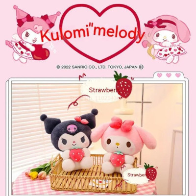 Gấu bông Melody ôm dâu đáng yêu - Size 22cm - Quà tặng gấu bông Kuromi mềm mại cao cấp - Gối ôm cho bé.