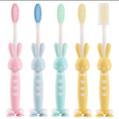Đồ dùng Sản phẩm dụng cụ vệ sinh -Set  4 bàn chải đánh răng hình thú cho bé có đế hít ,nhiều màu ,phù hợp cho bé dưới 10 tuổi