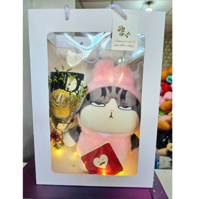 Set quà gấu bông và hoa kèm túi đựng cute - Combo gấu bông, hoa, đèn, túi, thiệp tặng sinh nhật - Quà tặng gấu bông dễ thương.