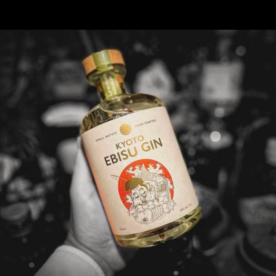 Rượu Gin Thủ Công Nhật Bản Ebisu chai 500ml
