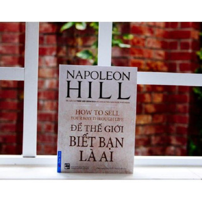 Sách-Để Thế Giới Biết Bạn Là Ai - First News