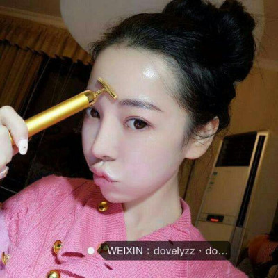 Máy Massage Mặt Nâng Cơ Bằng Hợp Kim Gold 24k rung cầm tay đa vị trí toàn thân WholeBody loại tốt (Hàng Chính Hãng)