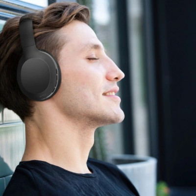Tai nghe chụp bluetooth không dây Wiwu Bach Headset TD-01 tương thích rộng rãi với các thiết bị IOS/Android loại C - Hàng chính hãng