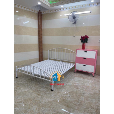 Giường sắt 1mx2m mỹ nghệ cao cấp 1 người nằm