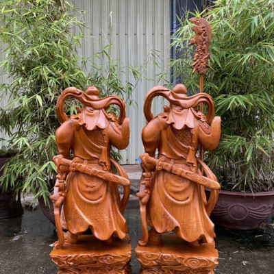 TƯƠNG QUAN CÔNG QUANH TAY ĐỨNG TRÊN ĐẦU HỔ PHÙ BẰNG GỖ HƯƠNG KT CAO 60