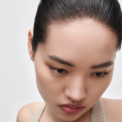 Son dưỡng môi Prada Balm Lip Optimizing Care U001_AUSTRAL PINK 3.8g