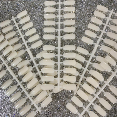 Vỉ Móng Mẫu Form Tròn Học Nail Chuyên Dụng, Bịch 240 Móng, Nhựa Loại 1, Tập Sơn Vẽ Hoạt Hình Làm Nail, Dễ Dàng Tách Ra Nữ Women