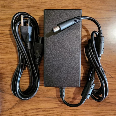 Sạc cho laptop Workstation Dell Precision M4600 M4700 M4800 Adapter 19.5V-9.23A hàng nhập khẩu.