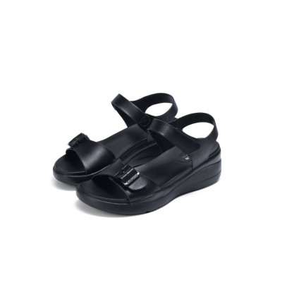 Sandal Biti