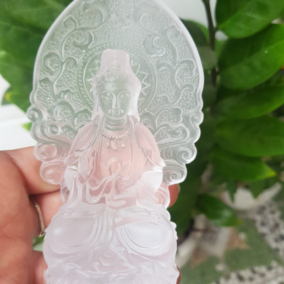 Tượng Phật Bà Quan Âm Mới Đá Lưu Ly Trắng Để Trong Xe Hơi hoặc Để Bàn cao 12cm đk 7cm đế 5cm Mệnh Kim mệnh Thủy ạ