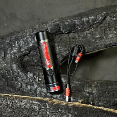 ĐÈN PIN LED CẦM TAY MILWAUKEE L4 FMLED-301 (DÂY SẠC USB) - HÀNG CHÍNH HÃNG