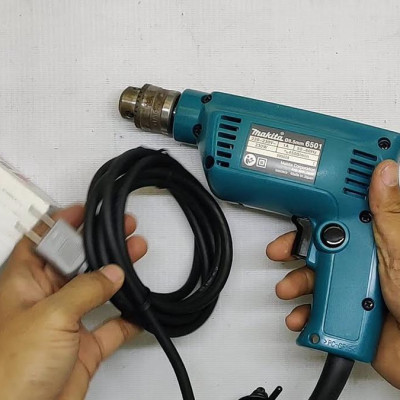 MÁY KHOAN SẮT 6.5MM 230W MAKITA 6501- HÀNG CHÍNH HÃNG