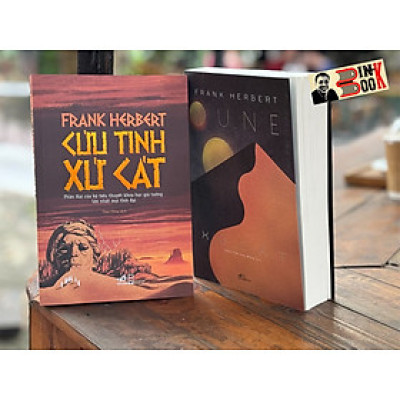 Combo Tiểu Thuyết Khoa Học Giả Tưởng best-seller: XỨ CÁT - DUNE PHẦN 1 + CỨU TINH XỨ CÁT - DUNE PHẦN 2 - Frank Herbert - Nhã Nam – NXB Hội Nhà Văn