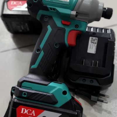 MÁY SIẾT VÍT KHÔNG CHỔI THAN DÙNG PIN 20V/4.0AH X2 (KÈM THEO 1 SẠC, 2 PIN 4.0AHM) DCA ADPL03-14EM - HÀNG CHÍNH HÃNG