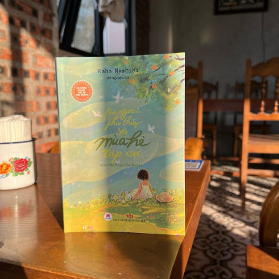 Sách -Bà ngoại phù thủy và mùa hè tập sự - 2H Books