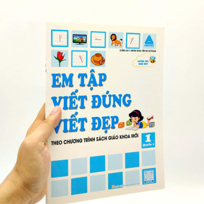 Em Tập Viết Đúng Viết Đẹp 1 - Quyển 1 (Theo Chương Trình Sách Giáo Khoa Mới)