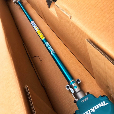 MÁY CẮT CỎ DÙNG PIN 36V (DÙNG 2 PIN 18V)  0.55 KW 255MM MAKITA DUR368AZ (KHÔNG KÈM PIN VÀ SẠC) - HÀNG CHÍNH HÃNG