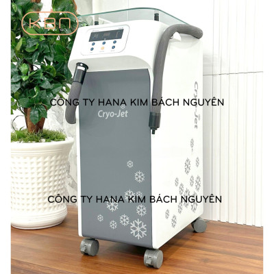 Máy thổi lạnh Cryo Jet Hàn Quốc giúp giảm đau trong thẩm mỹ.