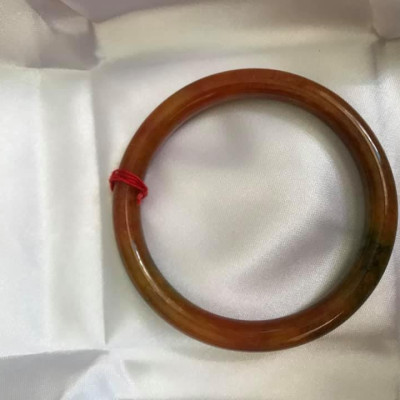 CHIẾC VÒNG TRÒN MÃ NÃO TỨ QUÝ 56 NỮ TỪ 54KG ĐÉNN 63KG ĐEO  MÀU ĐỎ CAM 2 VÂN XANH  SIZE VÒNG NGOÀI 71MM4 DẦY 7MM5 NI VÒNG ĐEO VỪA TAY LÀ 56MM