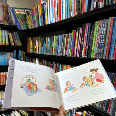 Sách - Turtle and Me by Robie H. Harris - Sách ngoại văn, sách thiếu nhi tiếng Anh, bìa cứng, nhập khẩu UK