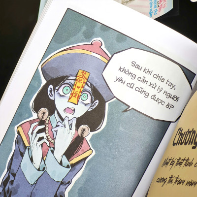 Sách - Nhật Ký Tình Yêu Của Cương Thi Trăm Năm - Bản Đặc Biệt - Tặng Kèm Bookmark + Sticker Cán Kim Tuyến + Polaroid PVC