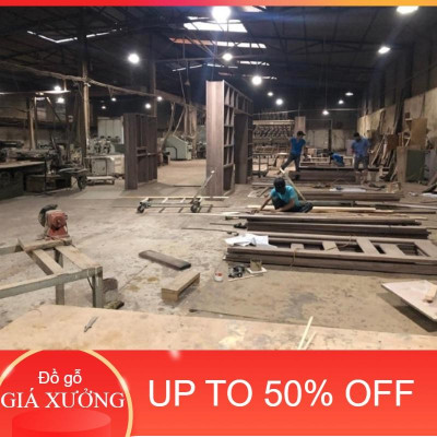 Bàn ăn cao cấp gỗ sồi kiểm hàng trước khi thanh toán