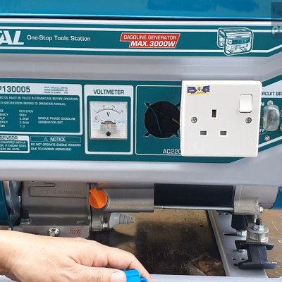 MÁY PHÁT ĐIỆN XĂNG 3.0KVA 4 THÌ, OHV TOTAL TP130005 - HÀNG CHÍNH HÃNG