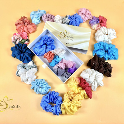 Cột Tóc Lụa Handmade Sen Silk - 100% Mulberry Silk Scrunchies - Hair Ties Gift - Dây Buộc Tóc Thời Trang Cao Cấp Siêu Mát Cực Mềm (Giao mẫu ngẫu nhiên))