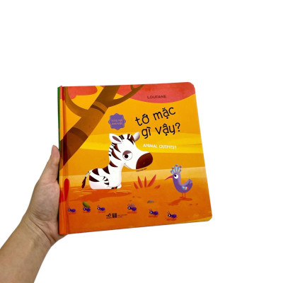 Tớ Mặc Gì Vậy - Bìa Cứng