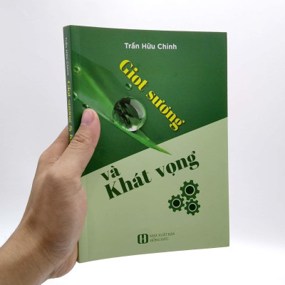 Giọt Sương Và Khát Vọng