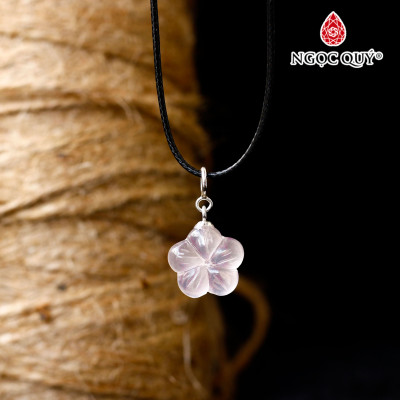 Mặt dây chuyền hoa 5 cánh đá pha lê hồng cao cấp - Ngọc Quý Gemstones